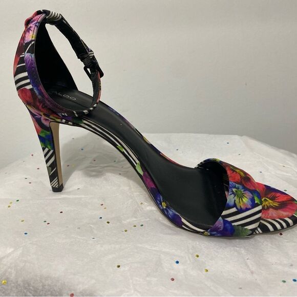 Colorful Women's Heels by Aldo Floral - Picture 7 of 11